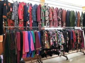 10萬件品牌服裝1折起 工廠外貿服裝開倉啦,充電寶 服飾免費送送送