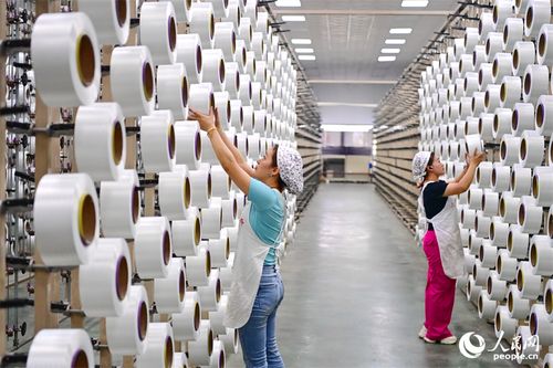 江西贛州 紡織企業出口訂單足生產忙